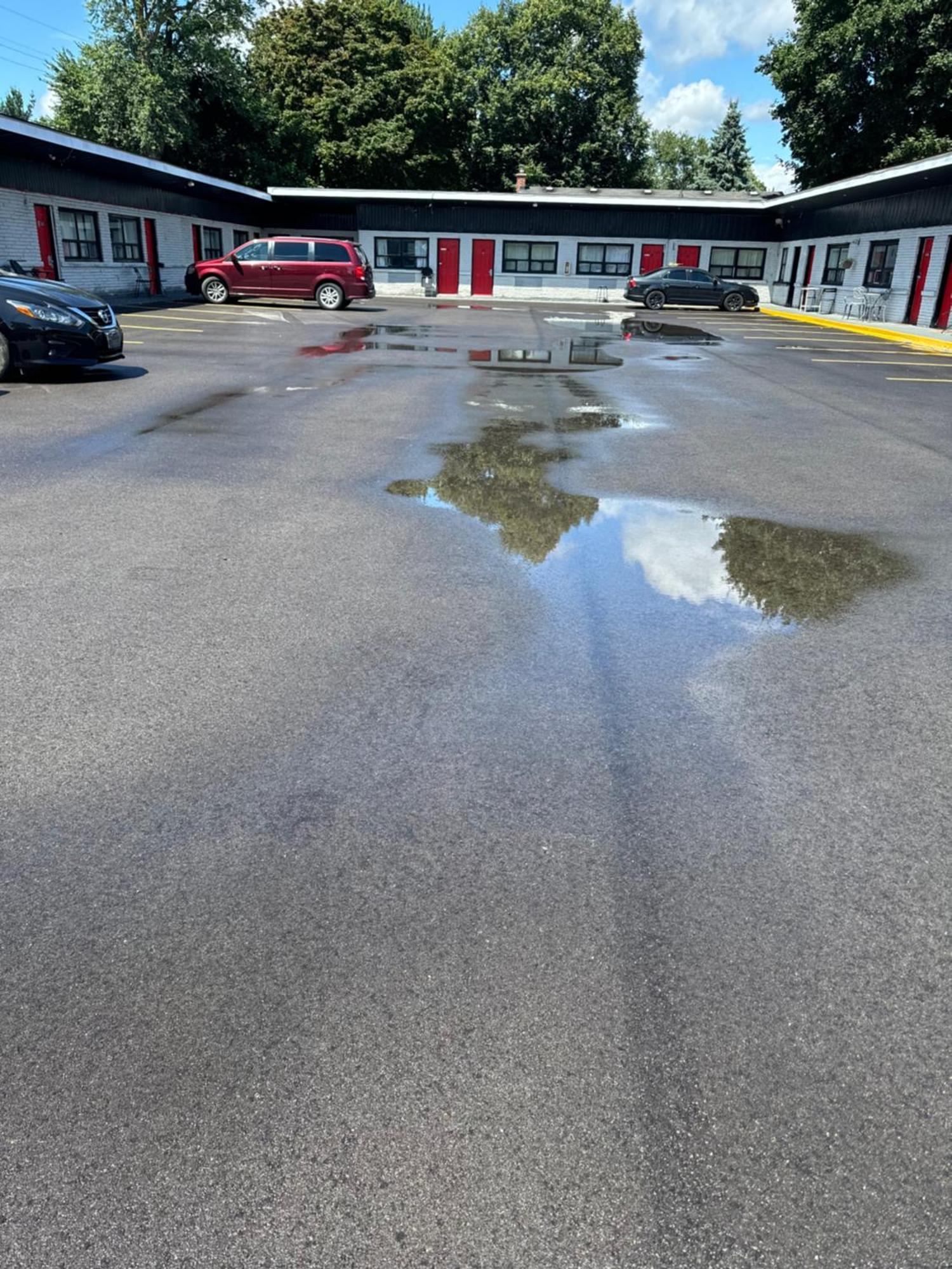 Crestwood Motel Burlington Exterior foto